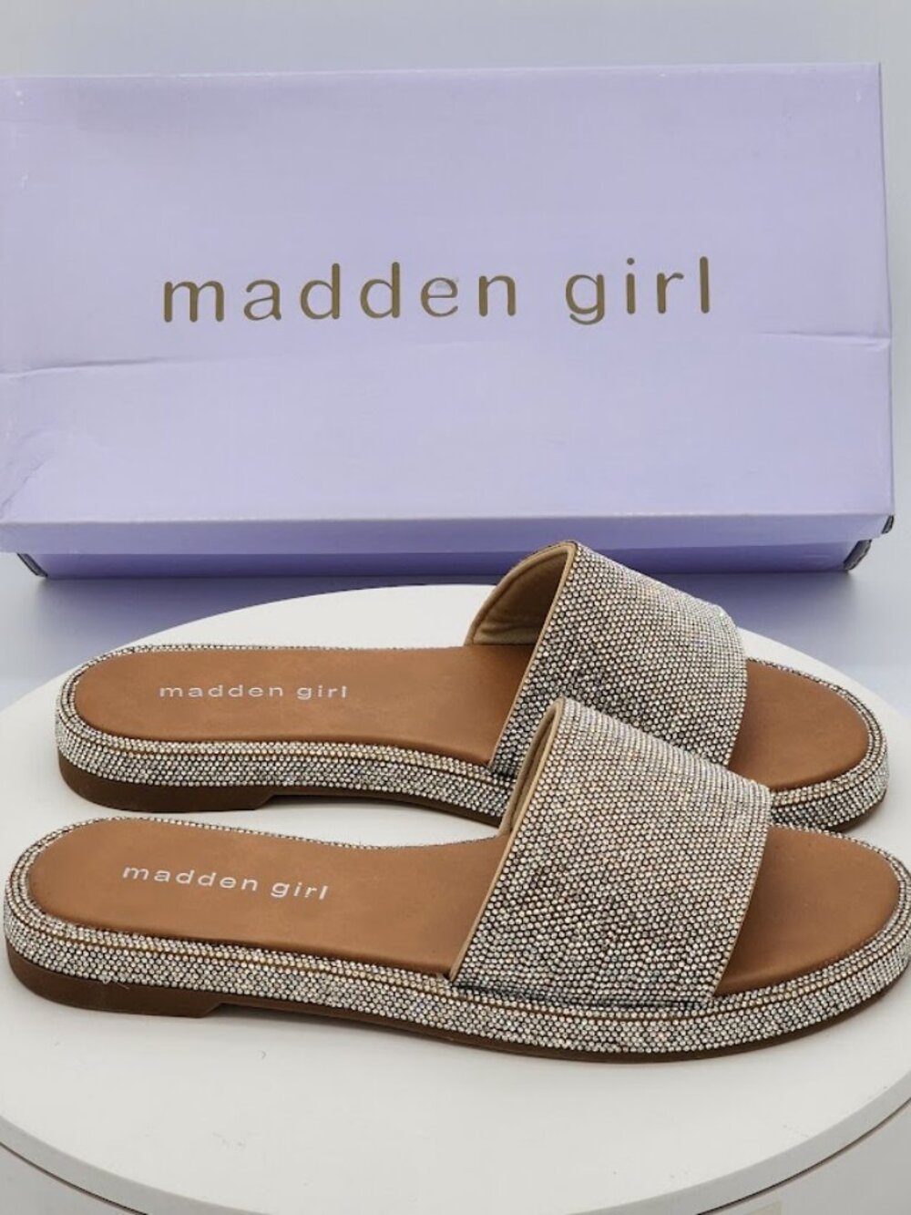 Madden Girl Addie Silver Rhinestone Slide Sandals Women’s Size 6.5 - Picture 2 of 7